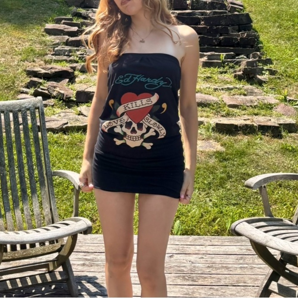 Rare Vintage Ed Hardy Black Strapless Tank Top with Skull and Heart Design